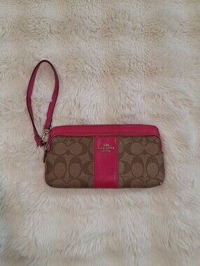 🎀 COACH DOUBLE ZIP WRISTLET IN PINK / SIGNATURE CANVAS 🎀